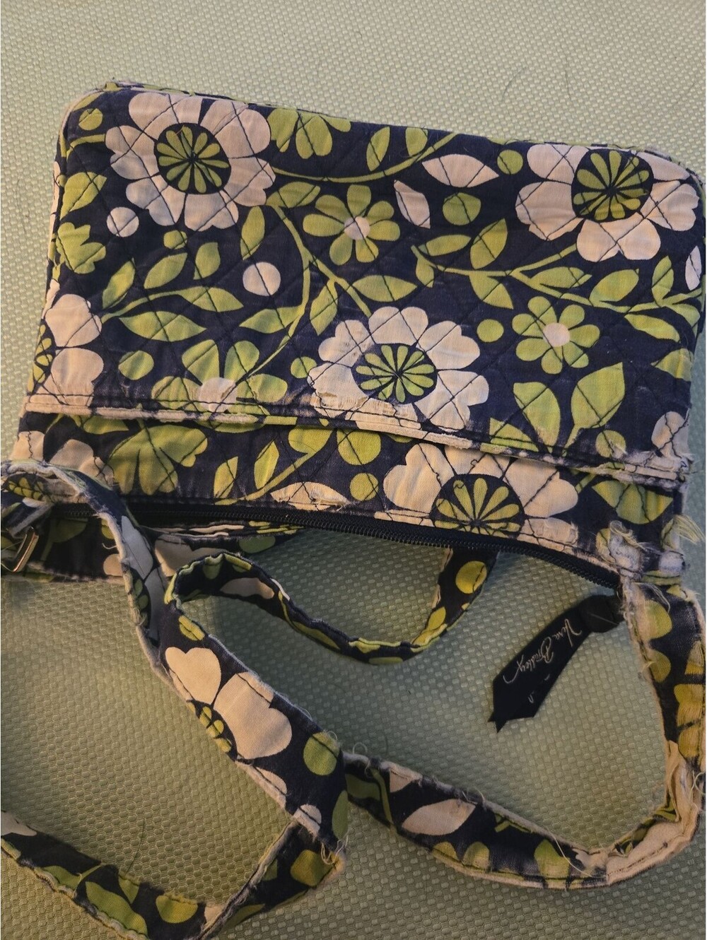 Vera Bradley Quilted Floral Crossbody Bag - Night Owl Pattern - Picture 5 of 6